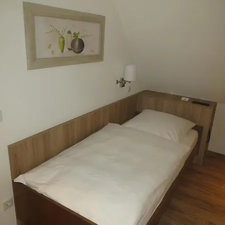 Weisses Lamm Pensjonat 2*